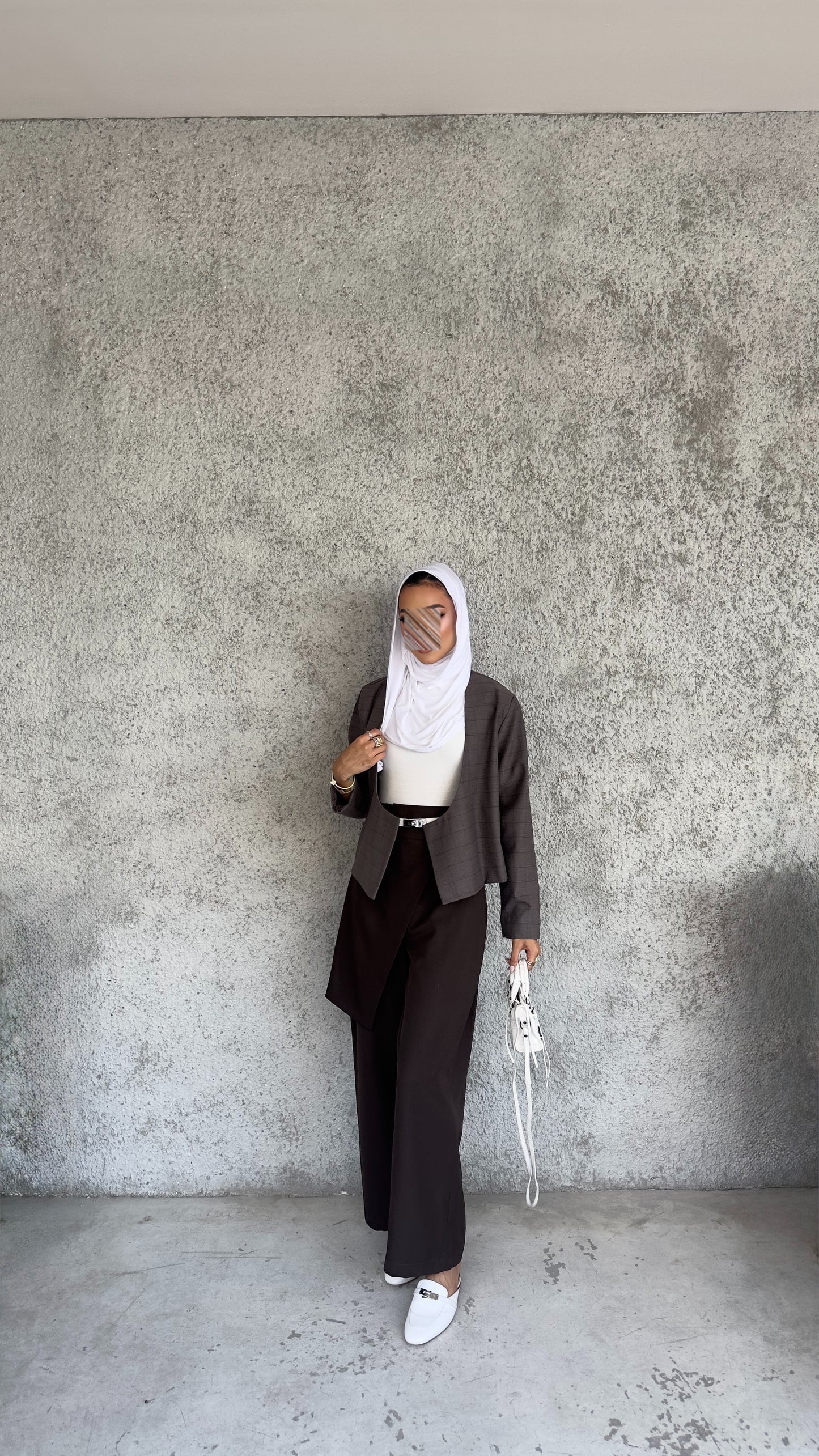 Wrapped front trousers brown color