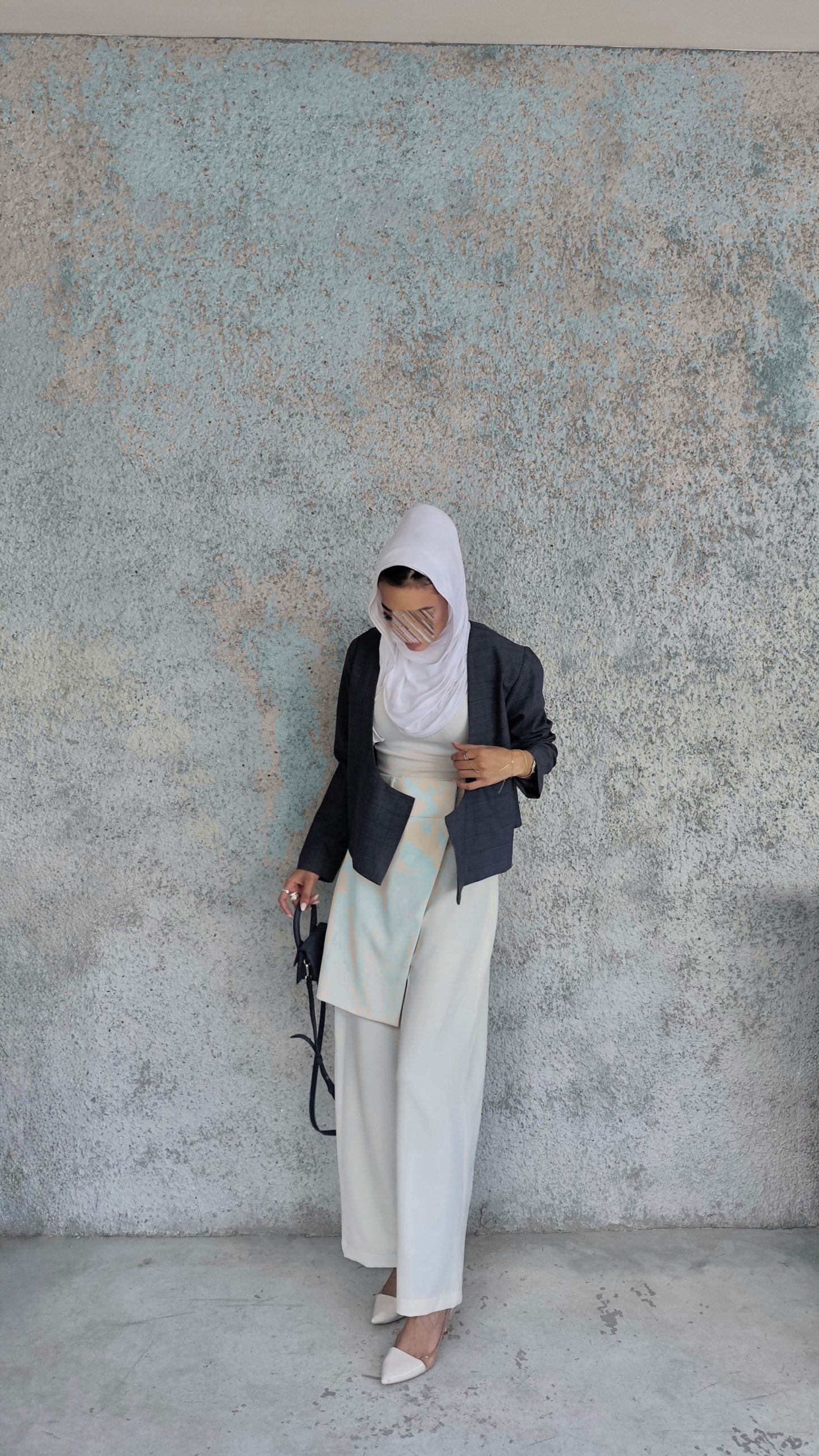 Wrapped front trousers off white color