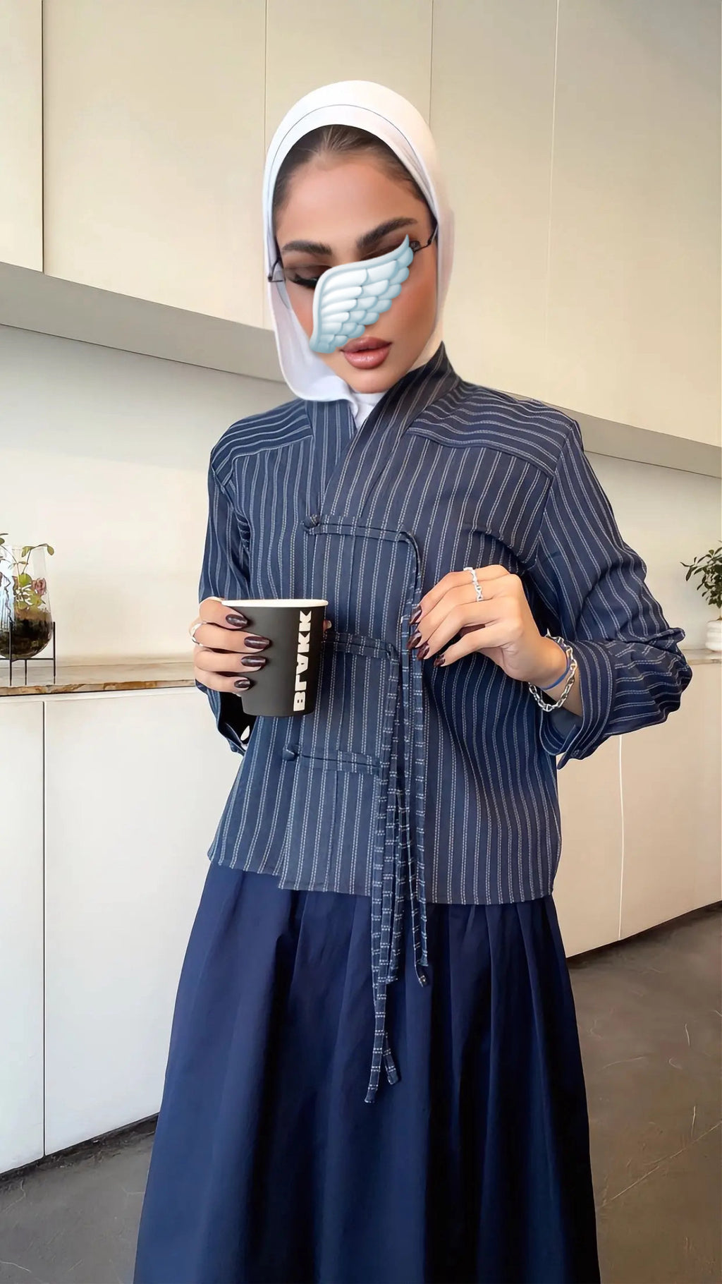 The semi Chinese tie Top