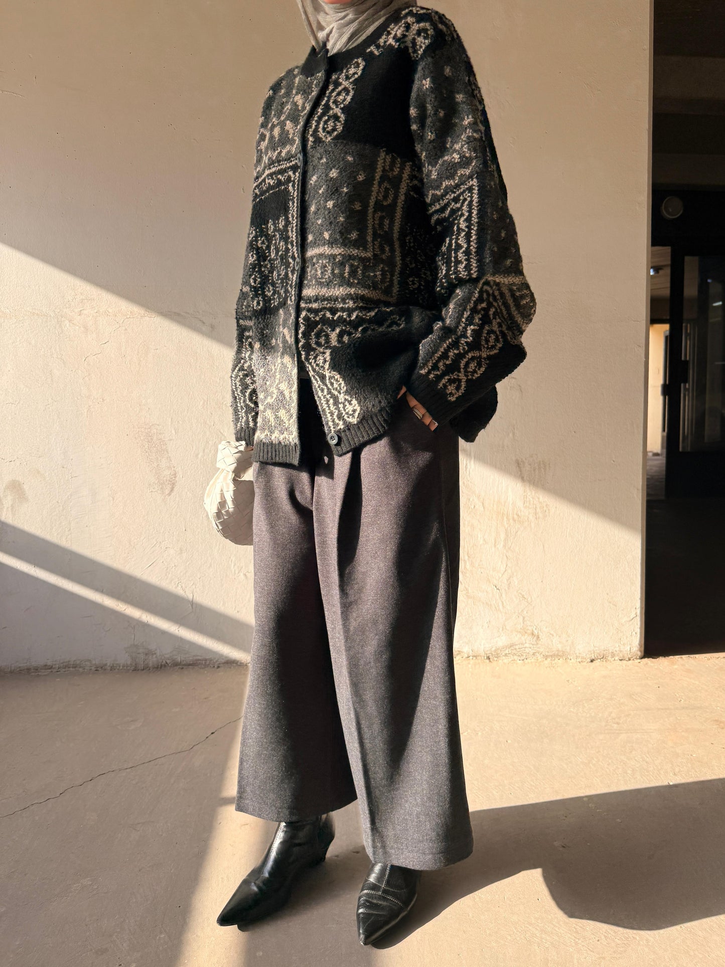 Thick wool knitted cardigan