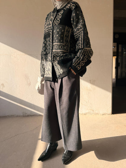 Thick wool knitted cardigan