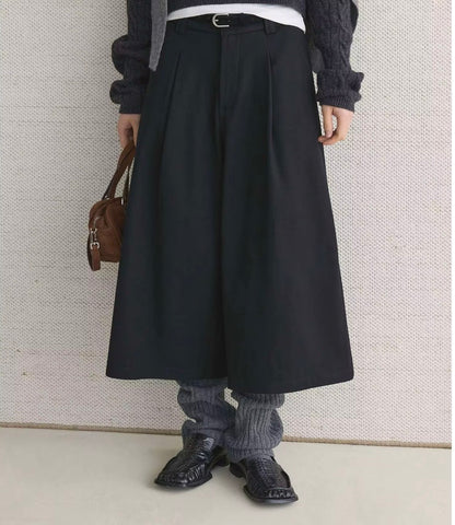Wide-Leg Midi Culottes with belt