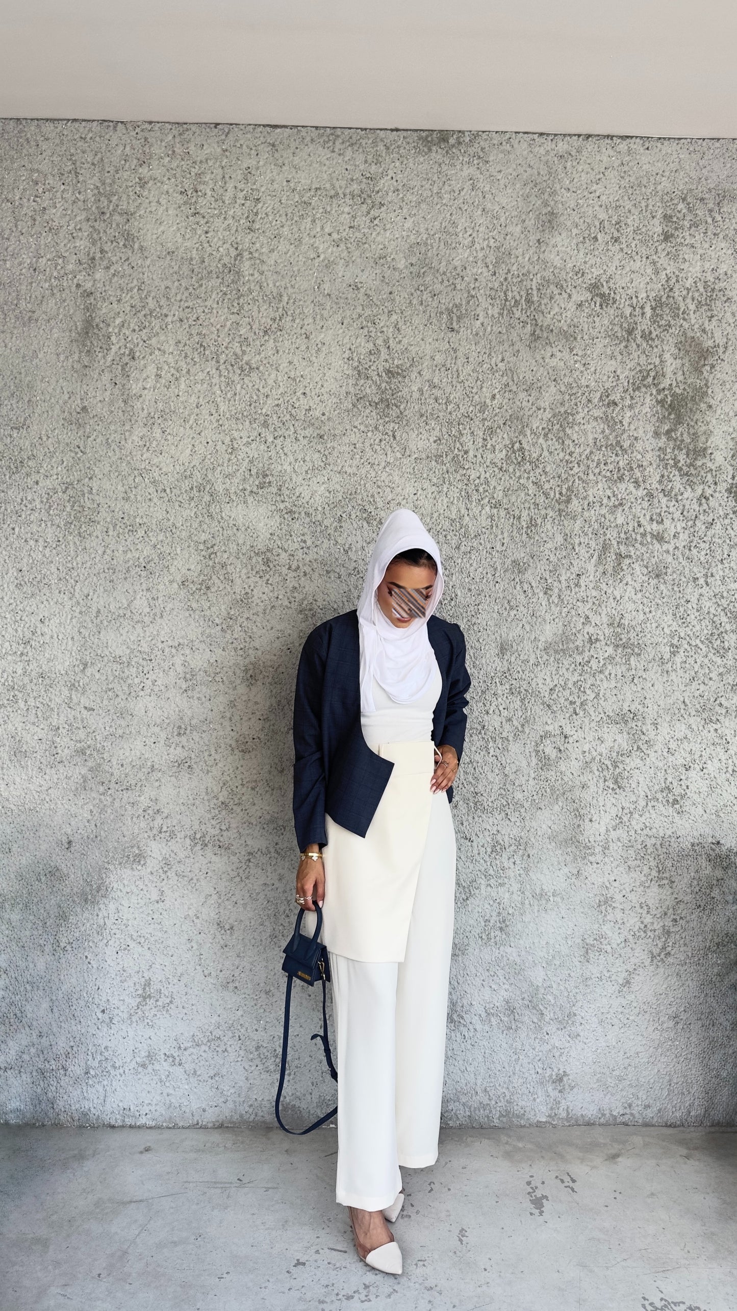 Wrapped front trousers off white color