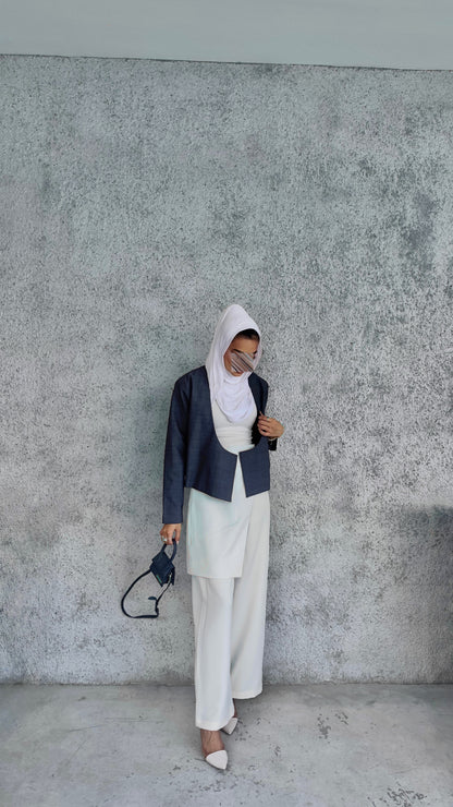 Wrapped front trousers off white color