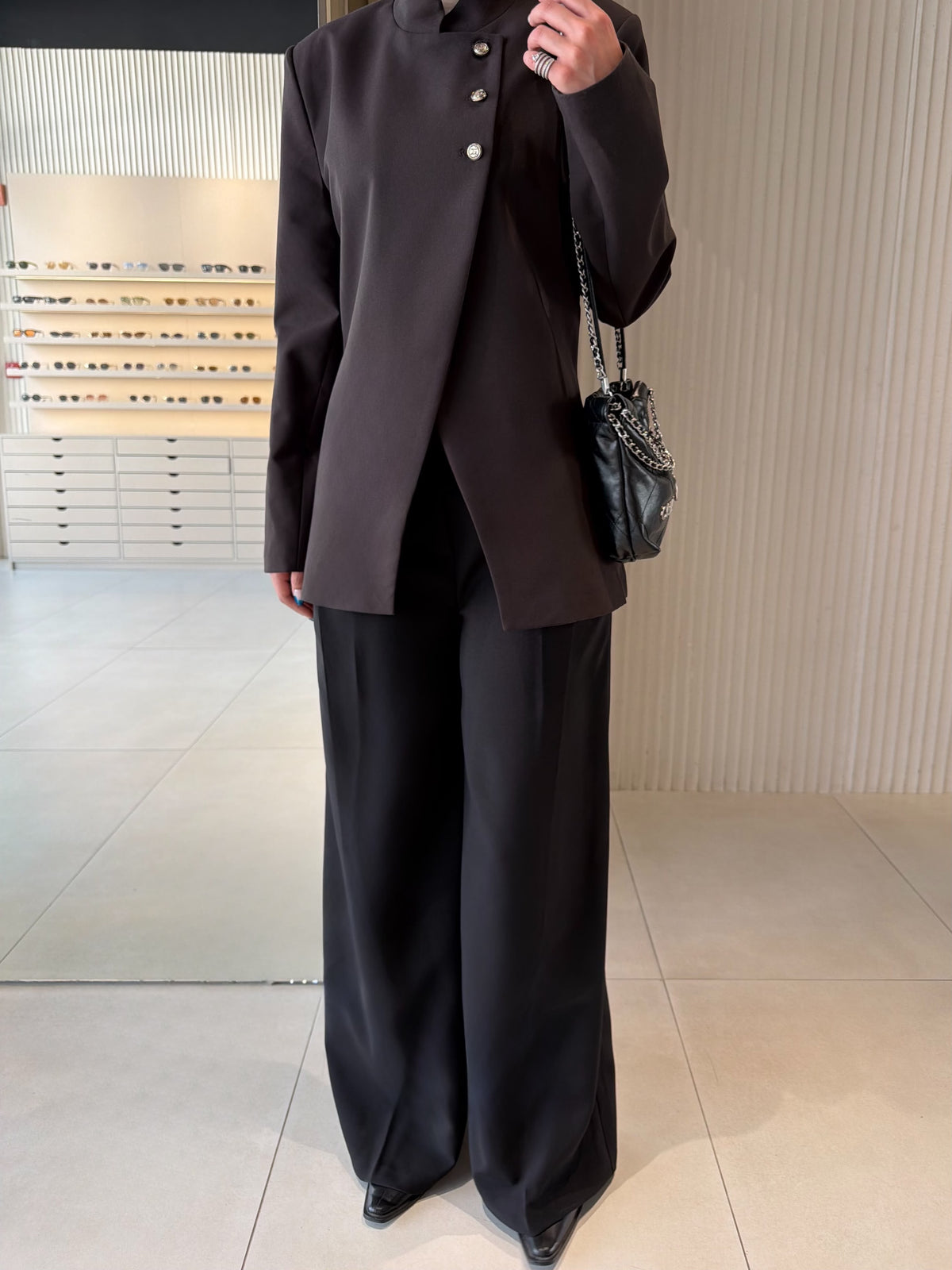 Side button blazer