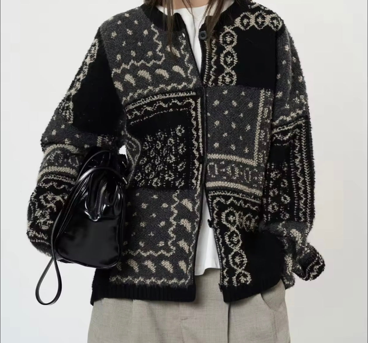 Thick wool knitted cardigan