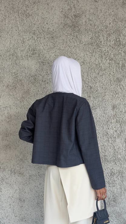 Wrapped front trousers off white color
