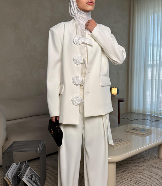 Ivory Bloom Suit 
3 pcs set